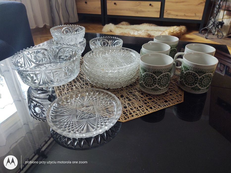 Kryształowe salaterki plus kubki