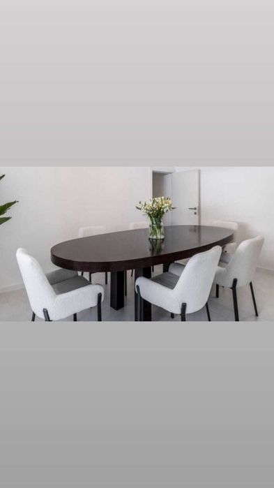 Oportunidade! Mesa de Jantar em Madeira Maciça + 6 Cadeiras