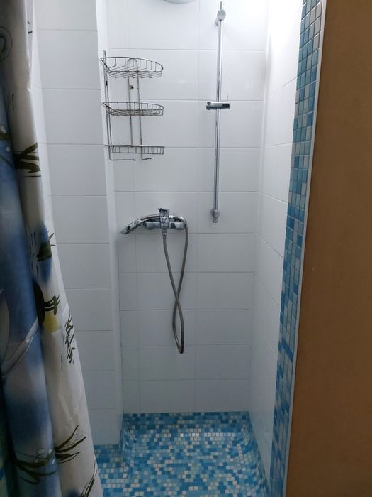 Сдам по суточно  квартиру на земле