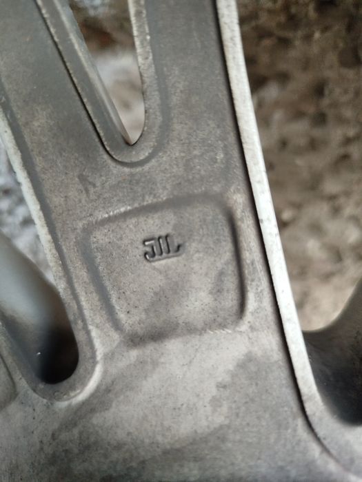 Диски r18 5×112 Mercedes original JWL