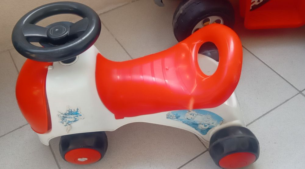 Moto elétrica infantil