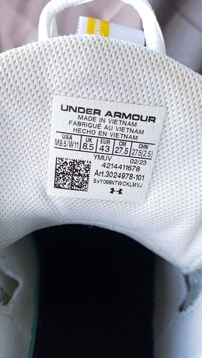 Кроссовки Under Armour Flow Futr 43р