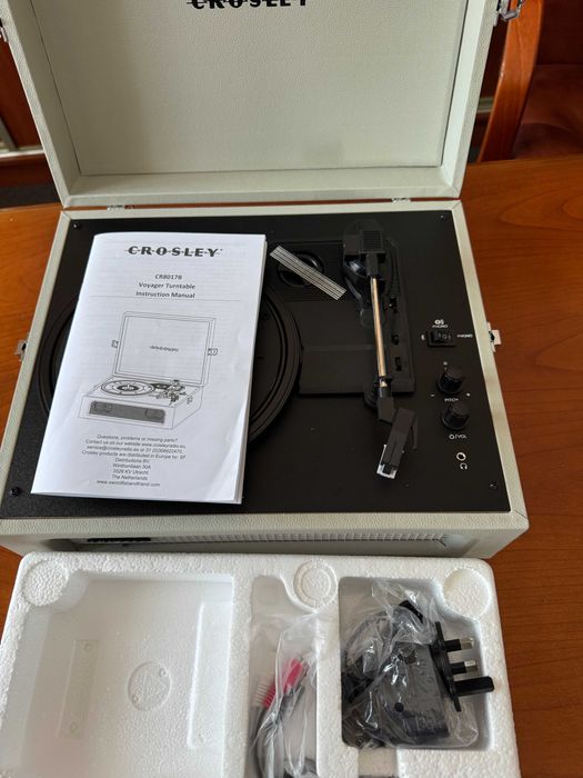 Gramofon CROSLEY Voyager Dune