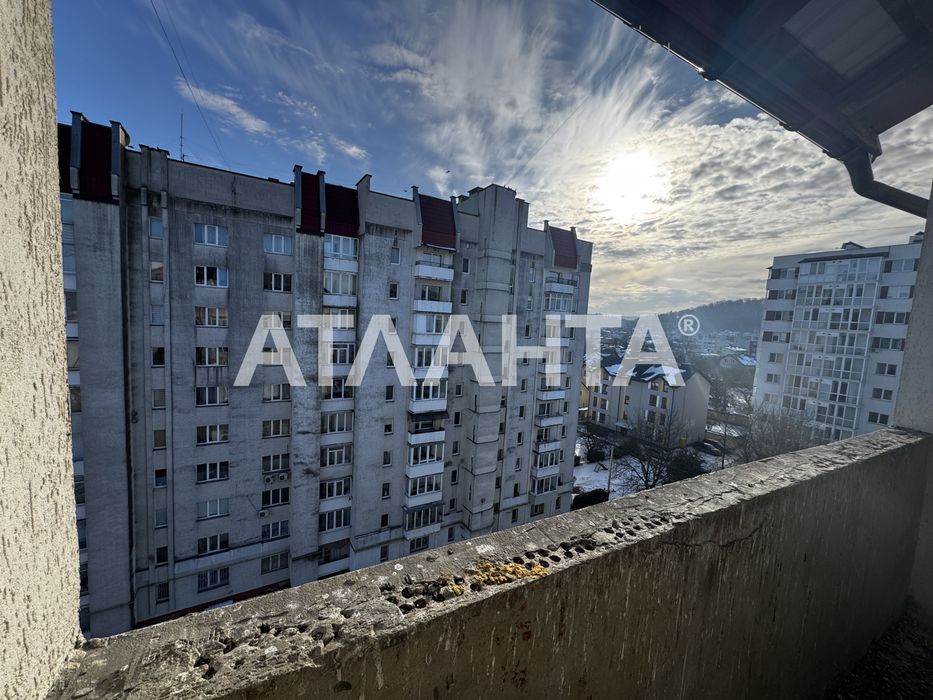 Продається 3-кімнатна квартира, Винники