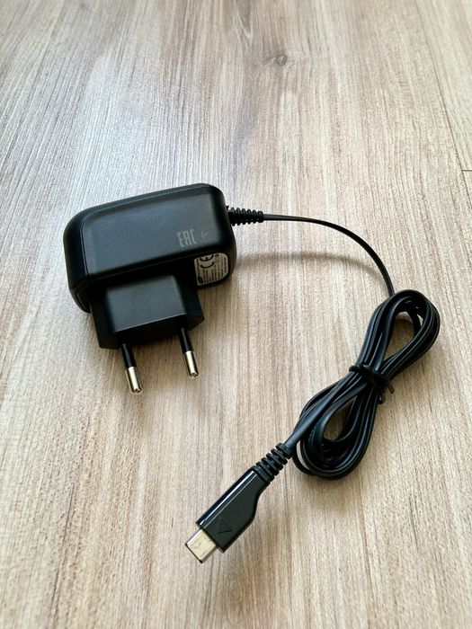 Oryginalna ładowarka Samsung ЕТАЗUЗ0ЕВЕ 0.55A