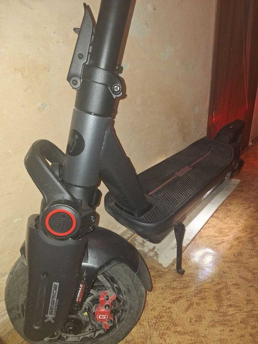 Електросамокат Segway-Ninebot MAX G3