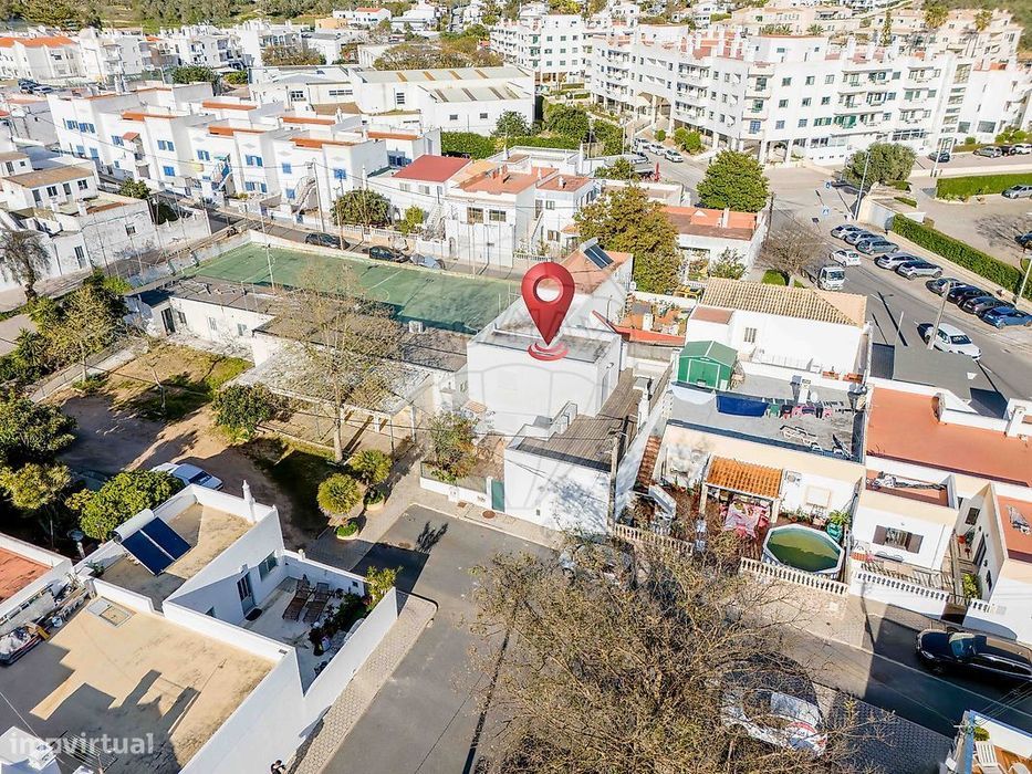 Moradia T5 para venda