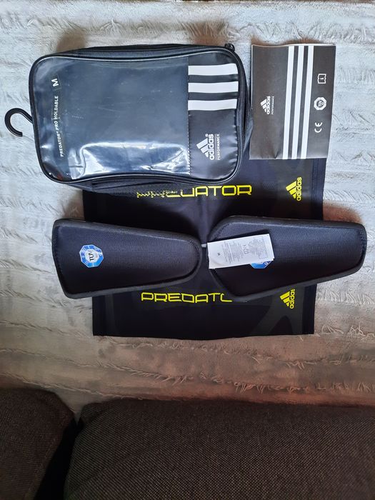 Ochraniacze Adidas Predator Pro Mold