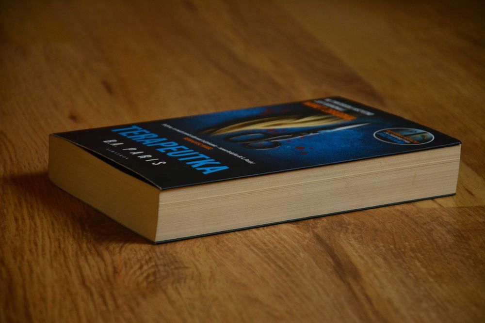 "Terapeutka" B.A. Paris