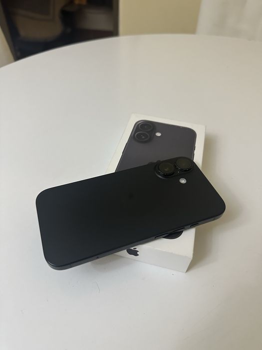 Iphone 16, 128 GB.