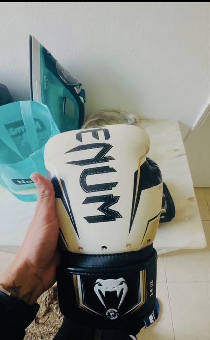 luvas de boxe Venum Elite