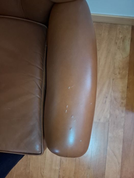 Terno de sofás em pele anos 70