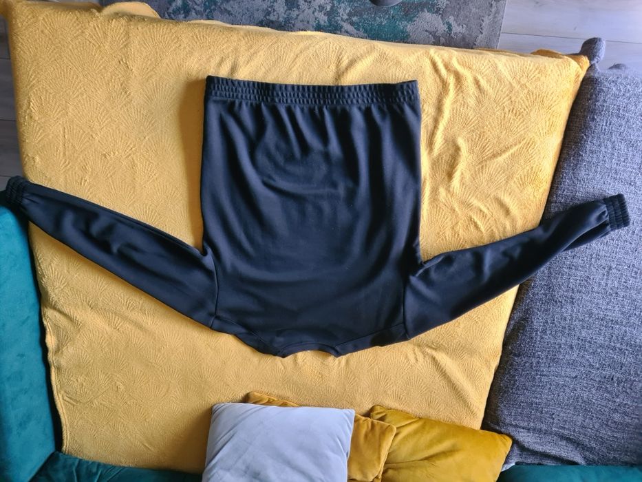 Bluza marki Reebok. Rozmiar M.