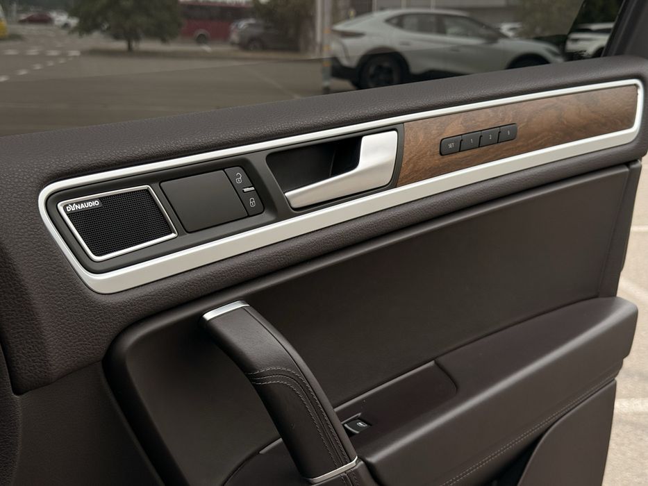 Volkswagen Touareg 2012 VIN WVGZZZ7PZDD009282 фото оголошення 10 з 24