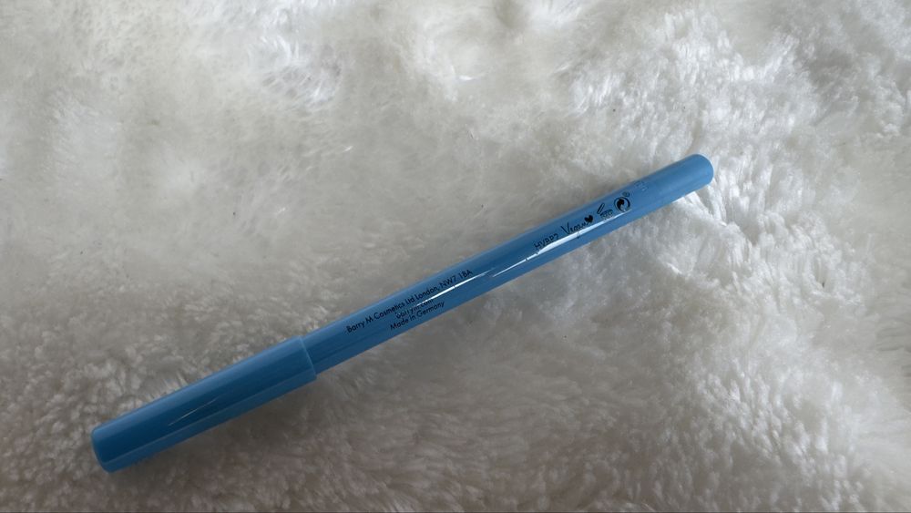 Eyeliner Hi Vis BarryM niebieski