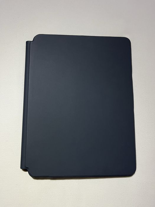 Klawiatura do iPad 10.9 / iPad Pro 11 (b. dobry stan)