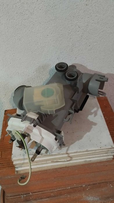 Maquina lavar loiça Bosch peças ainda disponiveis