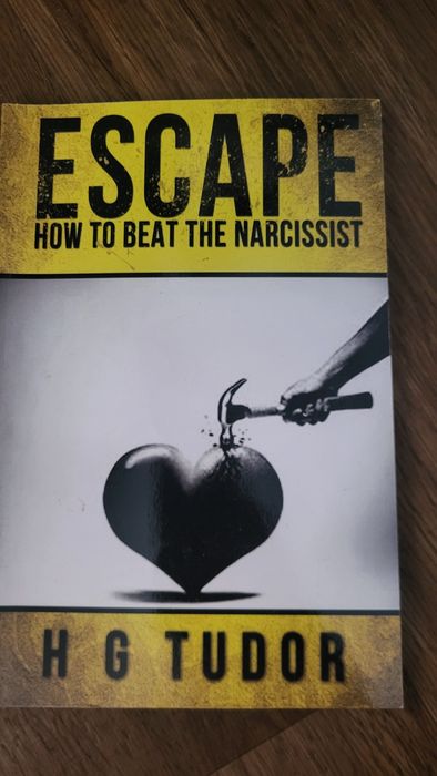 Escape. How to beat the narcissist