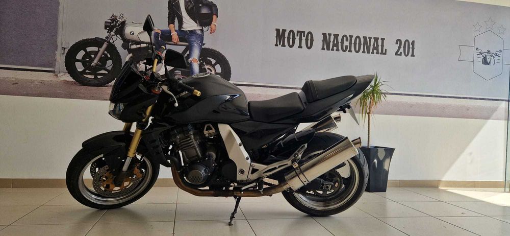 Super Kawazaki Z 1000