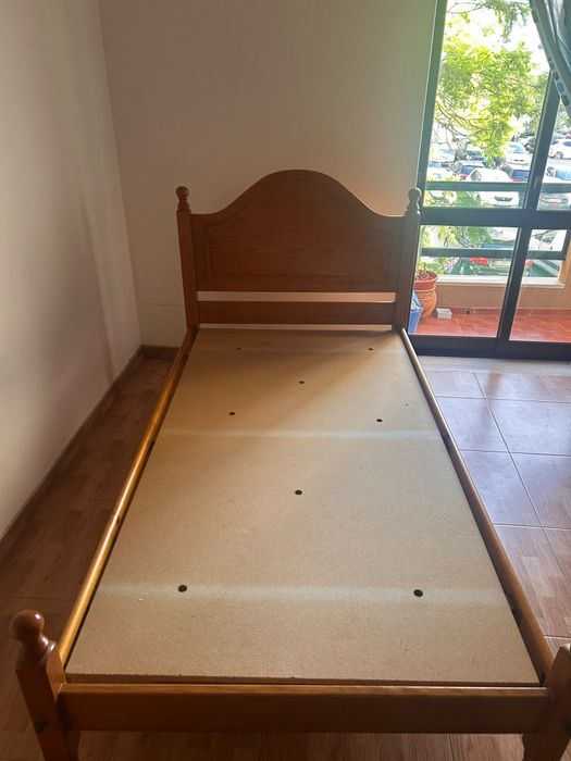 Cama de solteiro