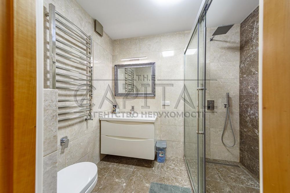 Продаж квартири, вул. Драгоманова, Дарницький р-н