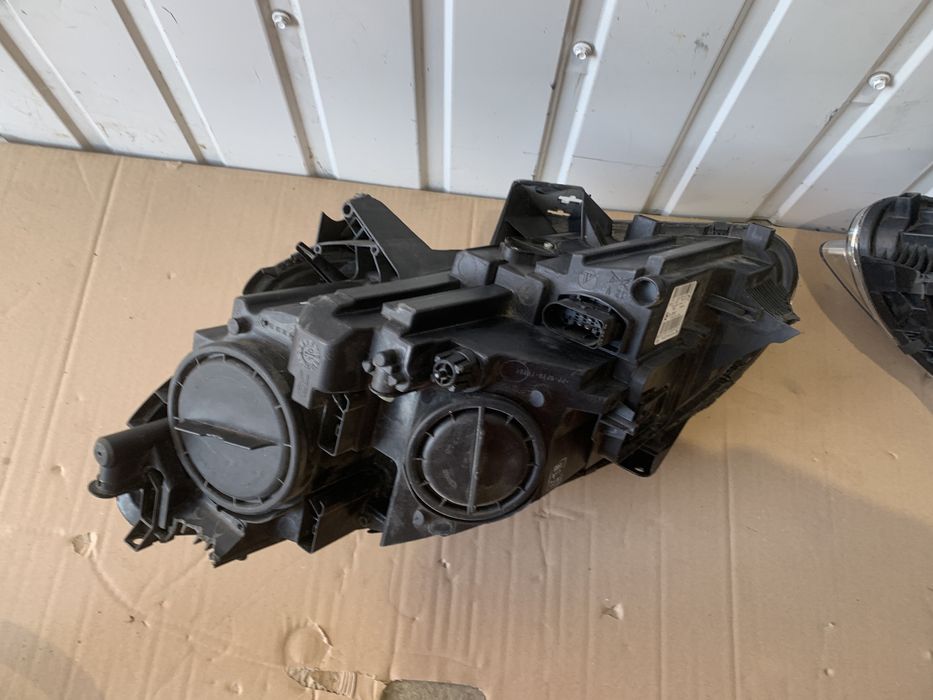 Фара права галоген Mercedes W251 R-klass рестайлінг