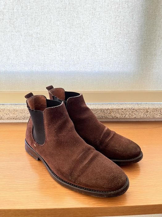 Botas Chelsea Castanhas Camurça
