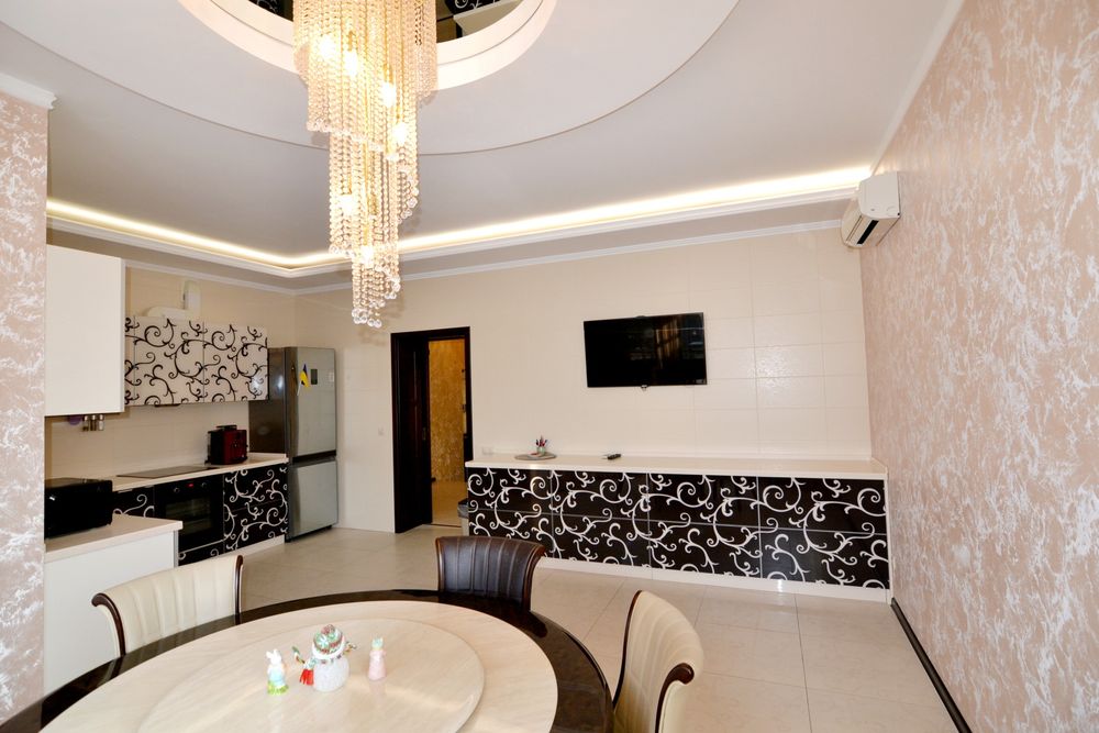 Здам будинок, без %, 380 м², Осокорки, Славутич, КМ Золоче, Вишеньки