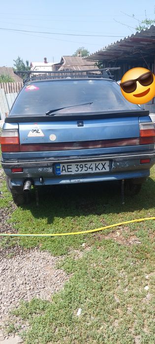 Продам Renault 11  бензин