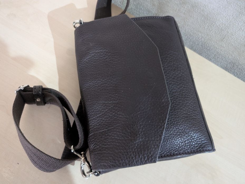 Сумка чоловіча CLARKS. Натуральна шкіра.