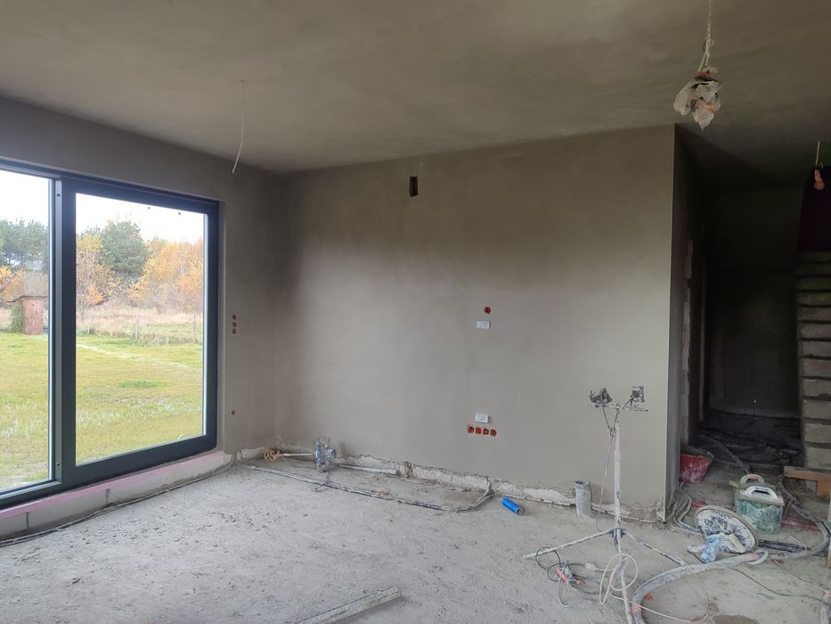 Tynki cementowo wapienne maszynowe