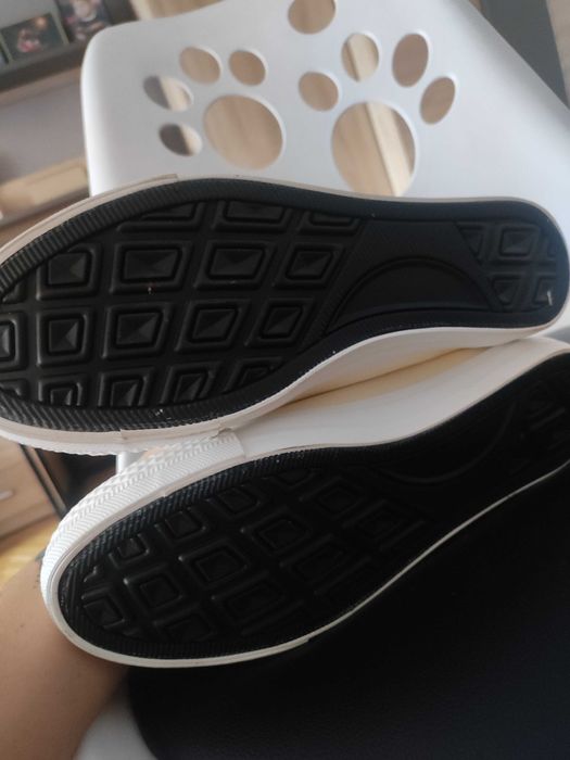 Beżowe buty sportowe trampki tenisówki 40 Jenny fairy CCC