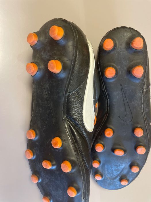 Бутси Nike 38 ,5 р.