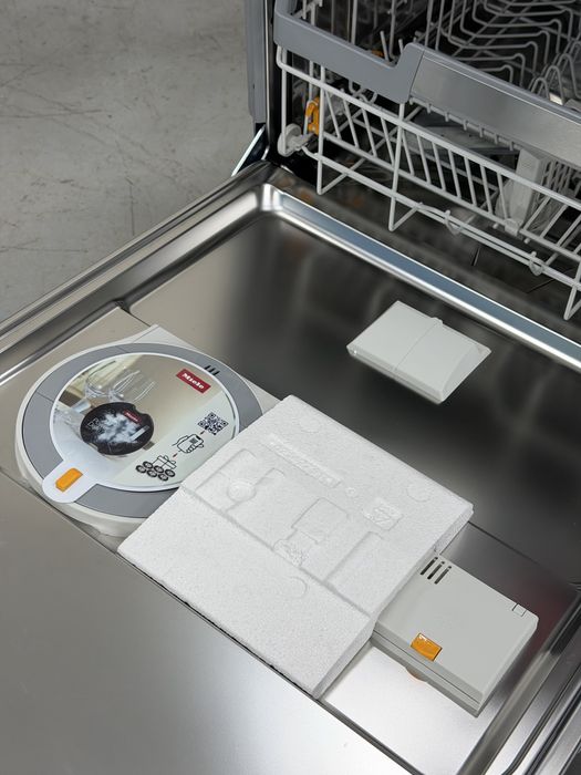 Нова! Посудомийна машина Miele G 7797 SCVi