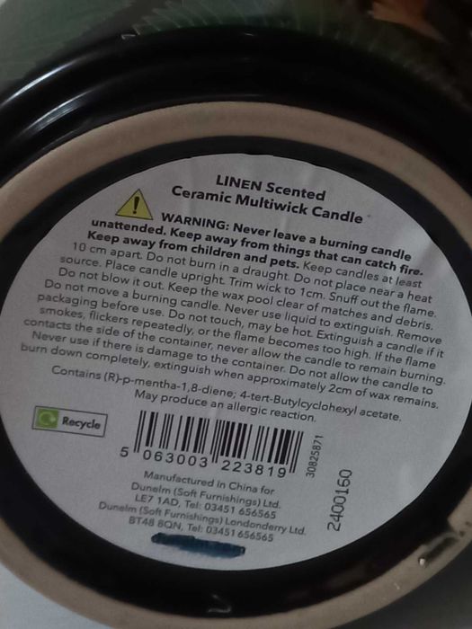 Ароматическая свеча Linen   в керамическом подсвечнике Журавли.Англия.