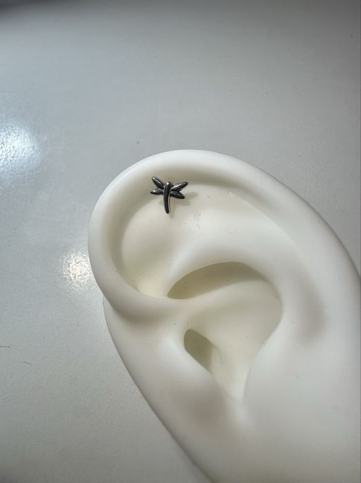 Титановий сріблястий пірсинг лабрет в хрящ пірсинг в ухо