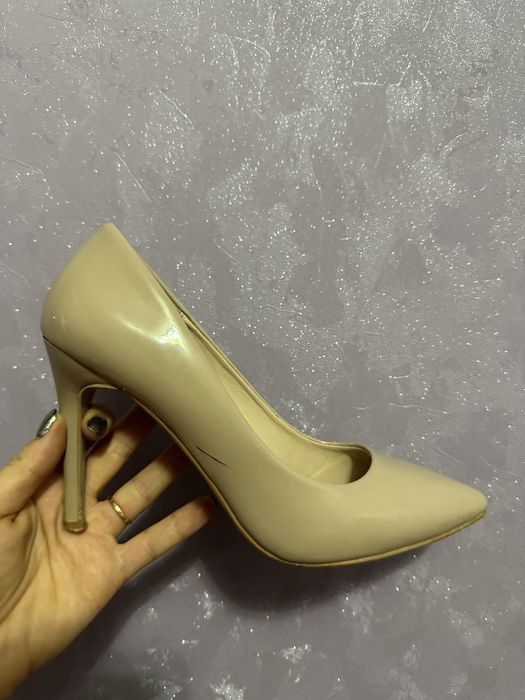 Жіночі туфлі