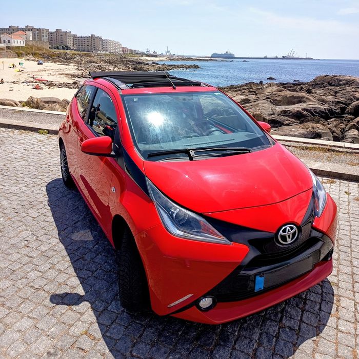 Toyota Aygo 1.0 X-Wave (Cabrio/Teto Abrir) - Full Extras