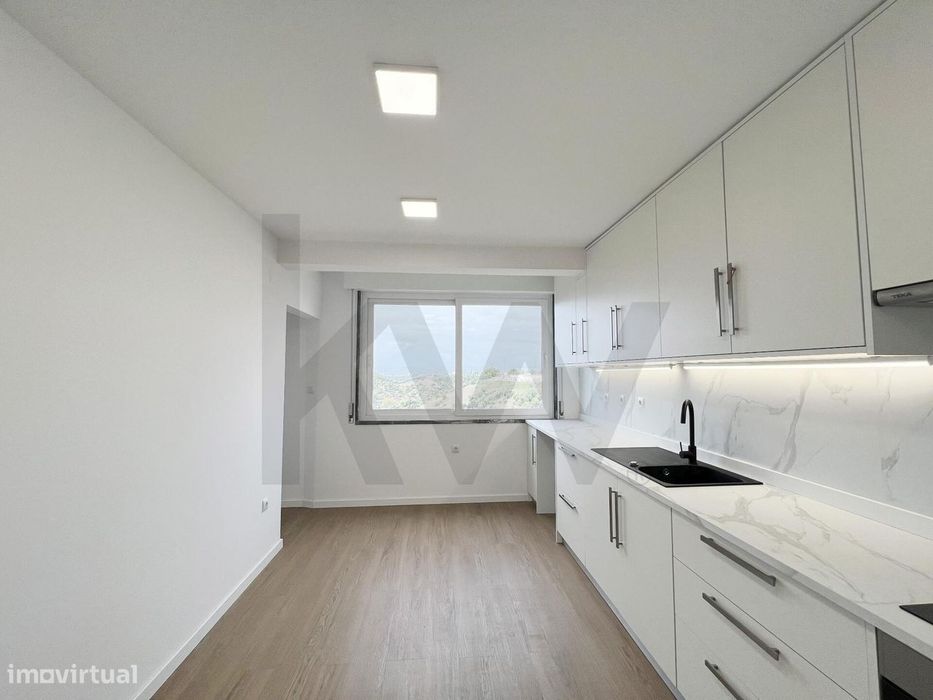 Apartamento T4 Renovado no Planalto – Santarém