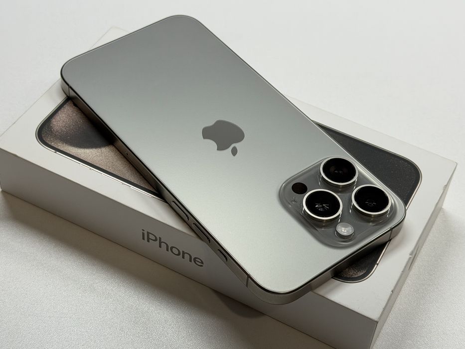Apple iPhone 15 Pro Max 256 GB Naturalny | Stan BDB | Bateria 84% | 100% Sprawny | Komplet | Bez Blokad | Oryginał