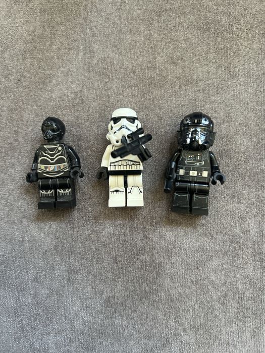 LEGO Star Wars 75300 Imperialny myśliwiec TIE