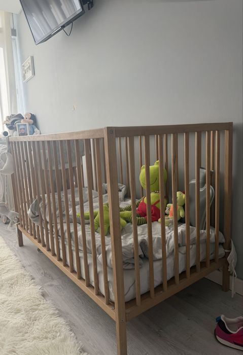 Berço IKEA Sem Colchão