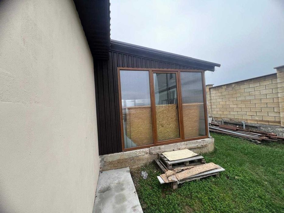 «Дім, де життя починається з усмішки. Заїжджайте — і створюйте  кіно!»