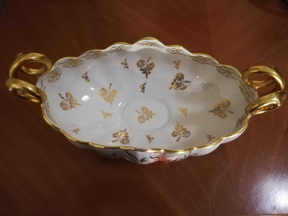 Fruteira antiga em loiça da fabrica Raul da Bernarda e Filhos (RB)