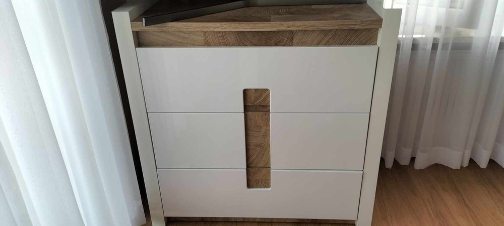 Komody podświetlane