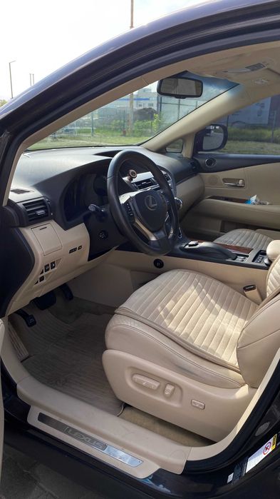 Продаю авто Lexus RX350