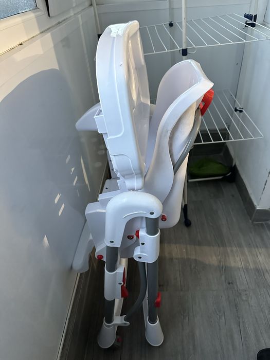 Детский стульчик для кормления