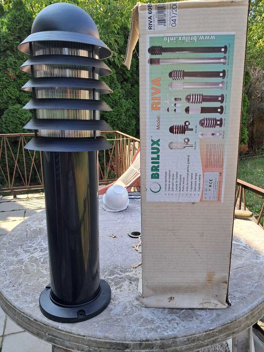 Lampa ogrodowa RIVA