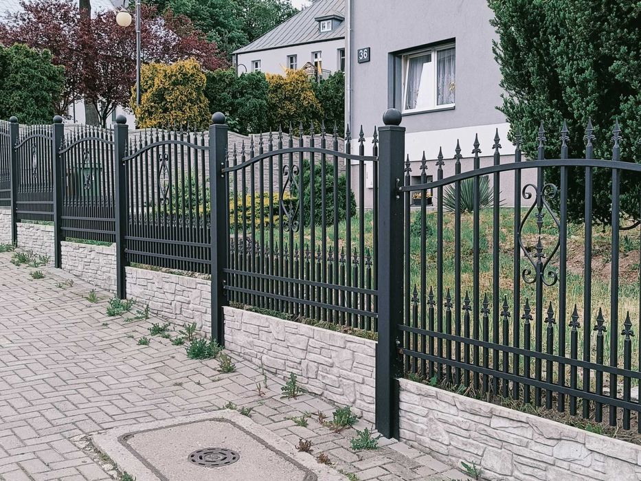 Bramy, Furtki, Napędy, Przęsła, Bramy przesuwne, Montaż, Cynkowanie