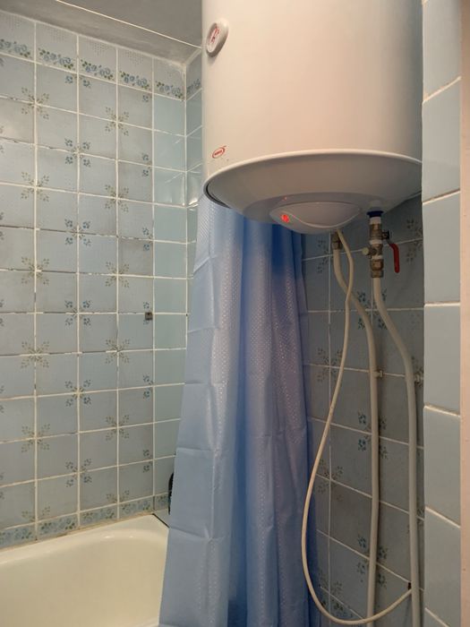 2-кімнатна квартира м. Корсунь-Шевченківський